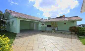 Imagem 4: CASA EM TORRES, MOBILIADA, NA PRAIA PARAISO, DOIS TERRENOS COM PISCINA