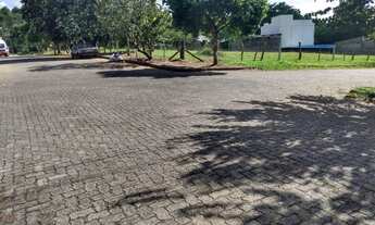 Imagem: Esquina bem localizada