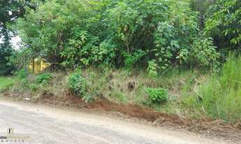 Imagem: Excelente lote com 688m2 próximo ao centro