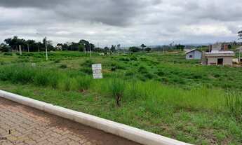 Imagem: Terreno com 2 Dormitorio(s) localizado(a)