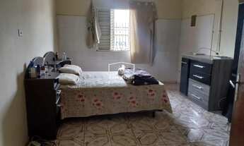 Imagem 5: Casa à venda no Centro de Iperó e com uma Sala que pode ser ponto Comercial: Excelente opo