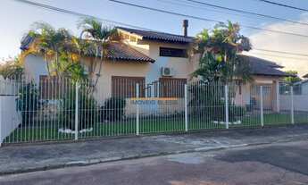 Imagem: Casa com 5 Dormitorio(s) localizado(a) no