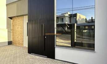 Imagem 3: Casa à venda em Sapucaia do Sul, bairro Freitas, com churrasqueira e área de serviço