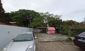 Imagem 7: Casa 3 dormitórios em amplo terreno 11x30m