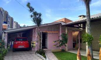 Imagem: Casa com 2 Dormitorio(s) localizado(a) no