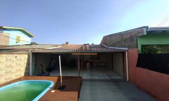 Imagem: Casa com 3 Dormitorio(s) localizado(a) no