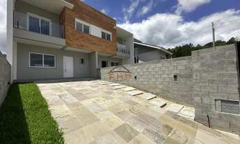 Imagem: Casa geminada de alto padrão nova e pronta