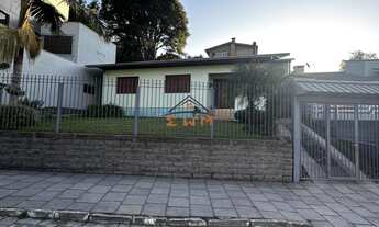 Imagem 2: Casa à venda em Farroupilha, Vicentina - 3 Dormitórios, Suíte, Churrasqueira e 2 Vagas de