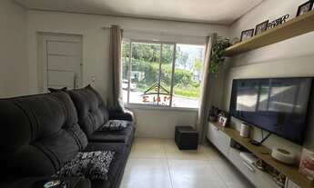 Imagem 7: Sobrado à venda em Farroupilha, São José - 2 Dormitórios, Churrasqueira e 2 Vagas de Garag