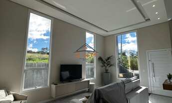 Imagem 5: Casa à venda em Farroupilha com 3 dormitórios e churrasqueira