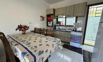 Imagem 4: Sobrado a venda no bairro América com 2 dormitórios e vaga de garagem em Farroupilha