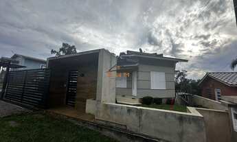 Imagem 2: Casa à venda em Farroupilha, Monte Verde - 3 Dormitórios, Suíte, Churrasqueira e 3 Vagas d