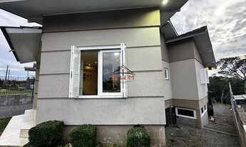 Imagem 6: Casa à venda em Farroupilha, Monte Verde - 3 Dormitórios, Suíte, Churrasqueira e 3 Vagas d