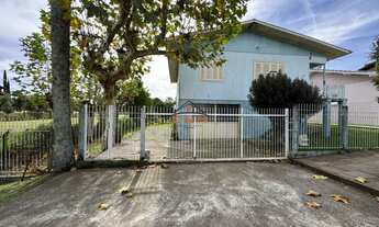 Imagem 2: Casa à venda em Farroupilha, Belvedere - 4 dormitórios, churrasqueira e 3 vagas de garagem