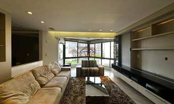 Imagem 4: Apartamento Semimobiliado com 4 Dormitórios e Vista Panorâmica em Farroupilha - Venda