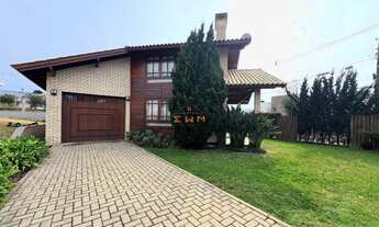 Imagem 2: Casa à Venda em Farroupilha - Belvedere: Mobiliada e equipada de esquina com Pátio