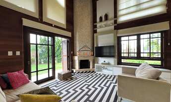 Imagem 5: Casa à Venda em Farroupilha - Belvedere: Mobiliada e equipada de esquina com Pátio