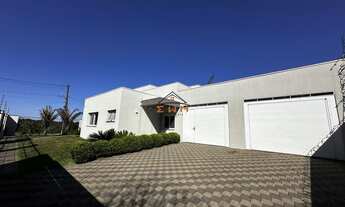 Imagem 5: Casa de esquina, com 4 quartos, suite, espaço gourmet e garagem para ate 3 carros