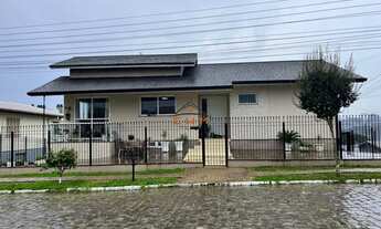 Imagem: Casa de esquina no bairro Nova Vicenza