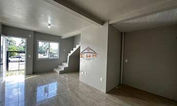 Imagem 2: Sobrado à venda em Farroupilha, São José - 2 Dormitórios, Churrasqueira e 2 Vagas de Garag