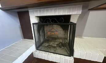 Imagem 4: Apartamento Semimobiliado no Centro de Farroupilha - 4 Dormitórios, 2 Vagas de Garagem e V