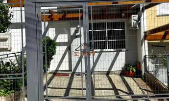 Imagem: Sobrado com 2 Dormitorio(s) localizado(a)