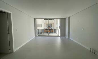 Imagem 3: Apartamento de 2 dormitórios com suíte, no Centro de Farroupilha