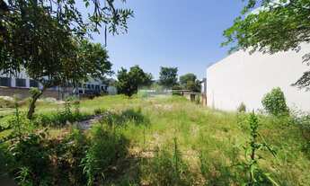 Imagem 2: Terreno Plano nas imediações da r. Bartolomeu de Gusmão, NH