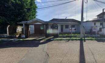 Imagem: Terreno de Esquina, com 650, m² na Rua