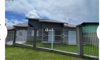 Imagem 2: Linda casa de três dormitórios na Igara Canoas