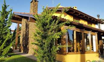 Imagem: Casa com 4 Dormitorio(s) localizado(a) no