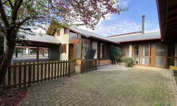 Imagem: Casa de 04 dormitórios no bairro Pousada