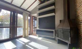 Imagem 3: Casa de 04 dormitórios no bairro Pousada da Neve