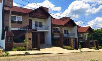 Imagem 2: Sobrado com 3 Dormitorio(s) localizado(a) no bairro Pousada da Neve em Nova Petrópolis