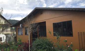 Imagem: Casa com 8 Dormitorio(s) localizado(a) no