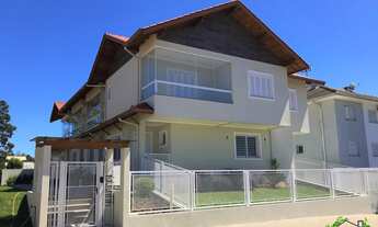 Imagem: Sobrado com 4 Dormitorio(s) localizado(a)