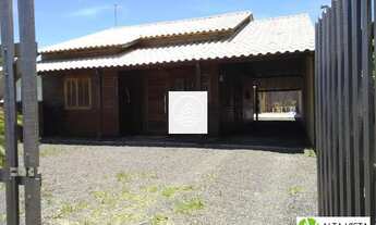 Imagem: Casa com 3 Dormitorio(s) localizado(a) no