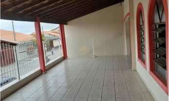 Imagem: Casa com 3 Dormitorio(s) localizado(a) no