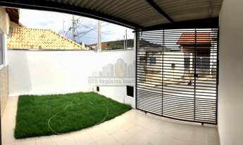 Imagem: Casa com 3 Dormitorio(s) localizado(a) no