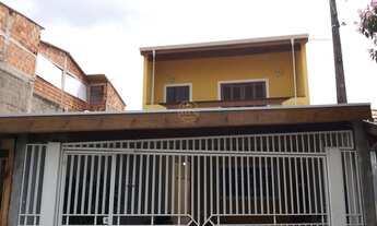 Imagem: Sobrado com 3 Dormitorio(s) localizado(a)