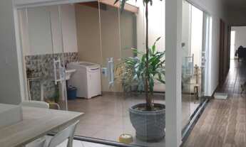 Imagem 2: Casa com 3 Dormitorio(s) localizado(a) no bairro Parque Industrial em São José dos Campos