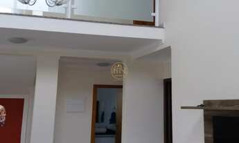 Imagem 2: Sobrado com 3 Dormitorio(s) localizado(a) no bairro Terras do Vale em Caçapava / SÃO PAUL