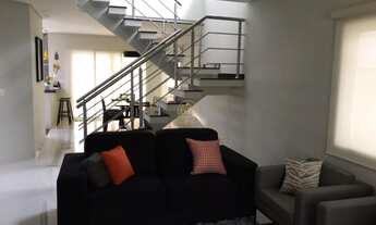 Imagem: Sobrado com 4 Dormitorio(s) localizado(a)