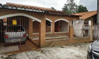 Imagem: Casa com 2 Dormitorio(s) localizado(a) no