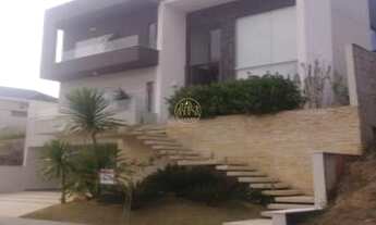 Imagem: Sobrado com 4 Dormitorio(s) localizado(a)