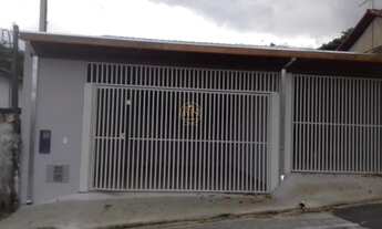 Imagem 2: Casa com 2 Dormitorio(s) localizado(a) no bairro Bosque dos Eucaliptos em São José dos Ca