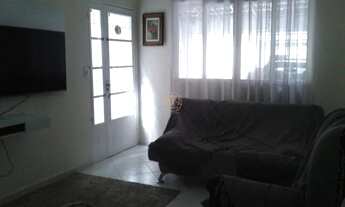 Imagem 2: Casa com 2 Dormitorio(s) localizado(a) no bairro Jardim das Indústrias em São José dos Ca