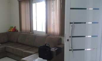 Imagem: Casa com 3 Dormitorio(s) localizado(a) no