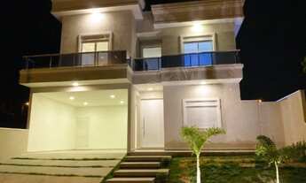 Imagem: Sobrado com 4 Dormitorio(s) localizado(a)