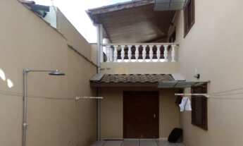 Imagem 7: Sobrado com 4 Dormitorio(s) localizado(a) no bairro JARDIM SANTA MARIA em Jacareí / SÃO P